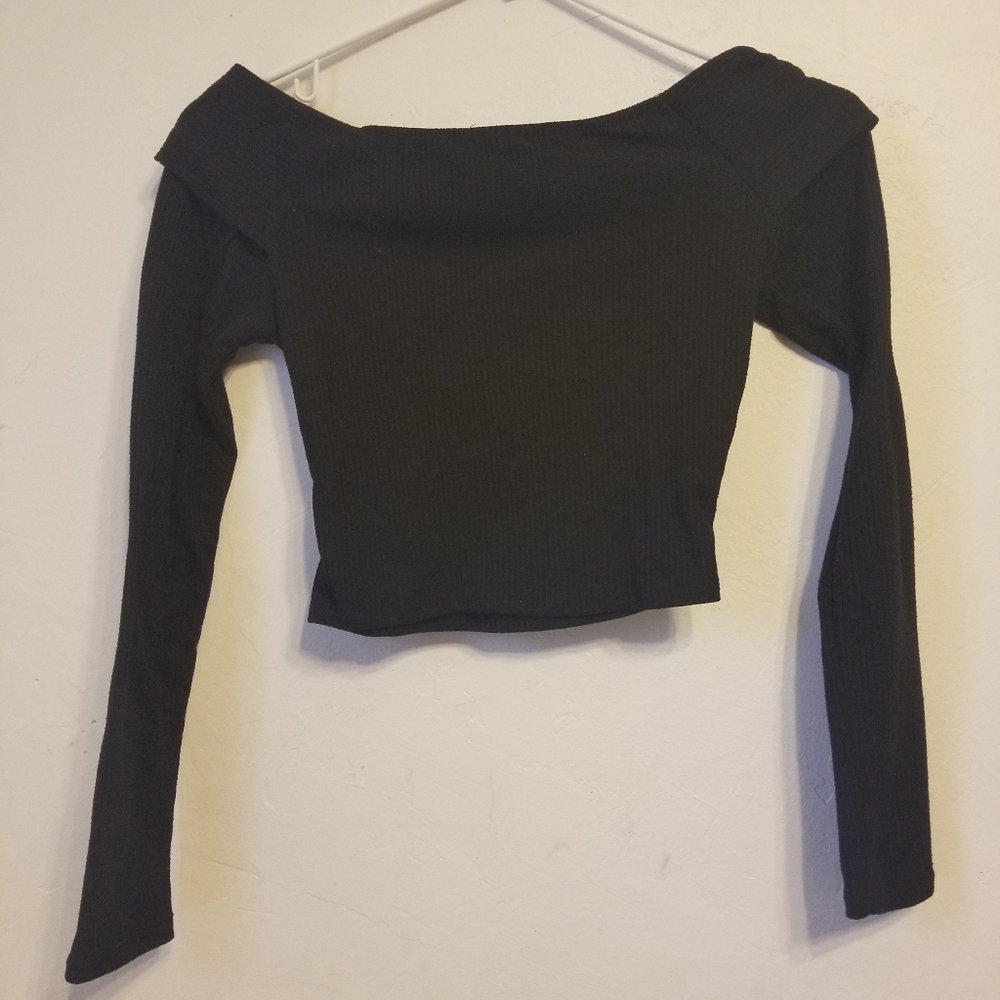 Fancy Crop Top - Picture 2 of 4